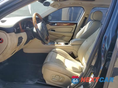 Zdjęcie 7 z 12 samochodu: 2007 JAGUAR VANDENPLAS VIN:SAJWA82B67SH16957 - miniatura