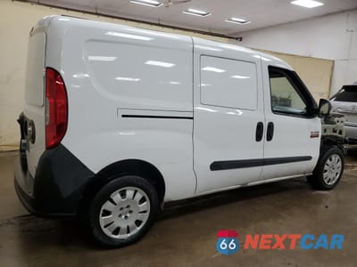 Trzecie zdjęcie samochodu z tyłu: 2021 RAM PROMASTER CITY DELIVERY VAN VIN:ZFBHRFAB7M6U15592 - miniatura