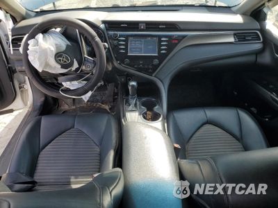Zdjęcie 8 z 13 samochodu: 2019 TOYOTA CAMRY L VIN:4T1B11HK9KU794781 - miniatura