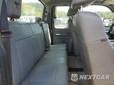 Zdjęcie 10 z 12 samochodu: 2011 FORD F250 SUPER DUTY VIN:1FT7X2B69BEC61365 - miniatura