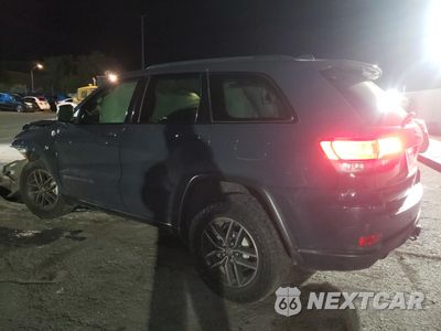 Drugie zdjęcie samochodu z przodu: 2017 JEEP GRAND CHEROKEE TRAILHAWK VIN:1C4RJFLG6HC847504 - miniatura