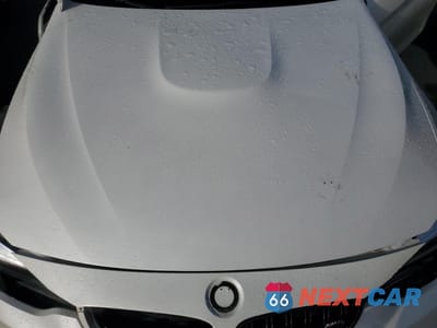 Zdjęcie 11 z 14 samochodu: 2016 BMW M4 VIN:WBS3R9C57GK708817 - miniatura