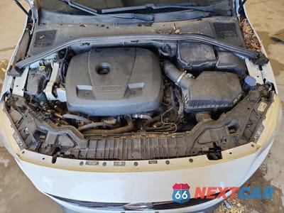 Zdjęcie 11 z 12 samochodu: 2017 VOLVO S60 VIN:YV126MFL8H2436993 - miniatura