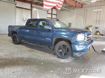 Czwarte zdjęcie samochodu z boku: 2017 GMC SIERRA K1500 SLE VIN:3GTU2MEC8HG282143 - miniatura