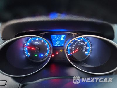 Zdjęcie 9 z 16 samochodu: 2015 HYUNDAI TUCSON LIMITED VIN:KM8JU3AG6FU115074 - miniatura