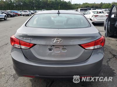 Zdjęcie 6 z 13 samochodu: 2013 HYUNDAI ELANTRA GLS VIN:5NPDH4AE7DH388879 - miniatura