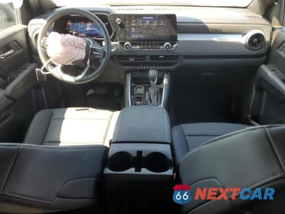 Zdjęcie 8 z 12 samochodu: 2025 CHEVROLET COLORADO LT VIN:1GCPSCEK2S1161483 - miniatura