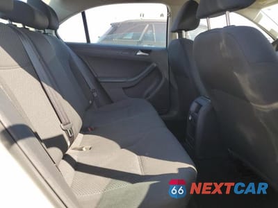 Zdjęcie 10 z 12 samochodu: 2013 VOLKSWAGEN JETTA BASE VIN:3VW2K7AJ3DM269015 - miniatura