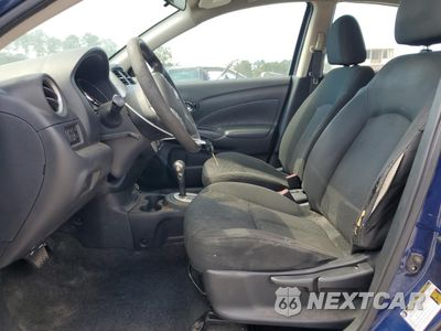 Zdjęcie 7 z 16 samochodu: 2018 NISSAN VERSA S VIN:3N1CN7AP6JL885279 - miniatura