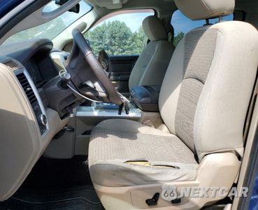 Zdjęcie 7 z 12 samochodu: 2010 DODGE RAM 1500 VIN:1D7RV1CT9AS104146 - miniatura