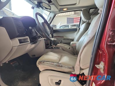 Zdjęcie 7 z 15 samochodu: 2007 JEEP COMMANDER LIMITED VIN:1J8HG58237C547301 - miniatura