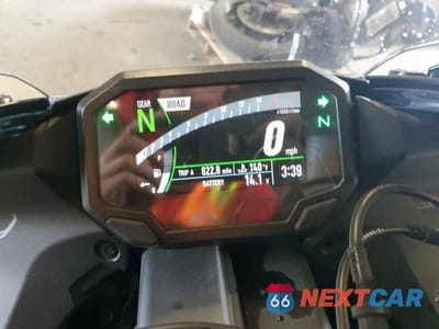 Zdjęcie 7 z 9 samochodu: 2025 KAWASAKI ZX636 K VIN:JKBZXJK12SA010126 - miniatura