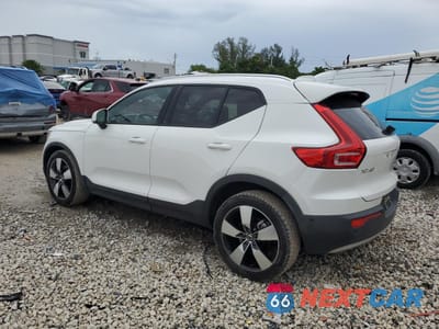 Drugie zdjęcie samochodu z przodu: 2019 VOLVO XC40 T5 MOMENTUM VIN:YV4162UK1K2101434 - miniatura