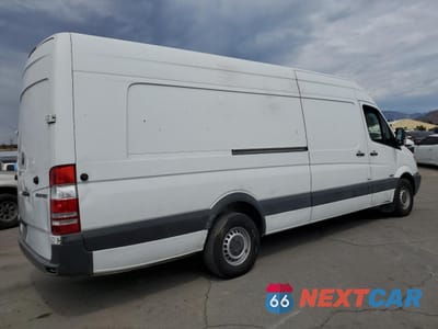 Trzecie zdjęcie samochodu z tyłu: 2012 MERCEDES-BENZ SPRINTER 2500 VIN:WD3PE8CC6C5626920 - miniatura