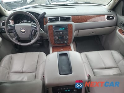 Zdjęcie 8 z 13 samochodu: 2007 CHEVROLET SUBURBAN K1500 VIN:3GNFK16367G286476 - miniatura