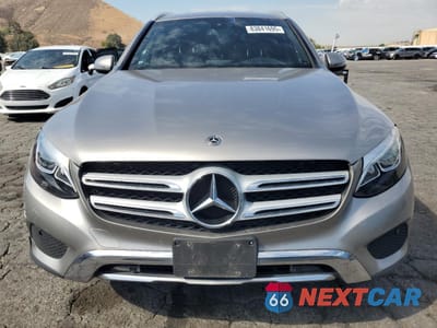 Piąte zdjęcie samochodu w środku: 2019 MERCEDES-BENZ GLC 300 VIN:WDC0G4JB4KV179937 - miniatura