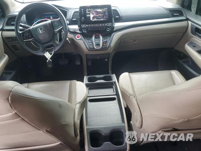 Zdjęcie 8 z 17 samochodu: 2018 HONDA ODYSSEY TOURING VIN:5FNRL6H86JB019585 - miniatura