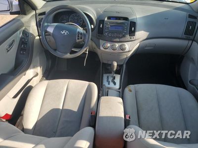 Zdjęcie 8 z 13 samochodu: 2010 HYUNDAI ELANTRA BLUE VIN:KMHDU4ADXAU142358 - miniatura