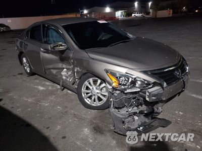 Czwarte zdjęcie samochodu z boku: 2015 NISSAN ALTIMA 2.5 VIN:1N4AL3AP9FN340662 - miniatura