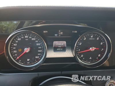 Zdjęcie 9 z 15 samochodu: 2018 MERCEDES-BENZ E 300 4MATIC VIN:WDDZF4KB5JA346798 - miniatura