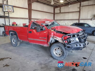 Czwarte zdjęcie samochodu z boku: 2003 GMC SIERRA K2500 HEAVY DUTY VIN:1GTHK24173E100289 - miniatura