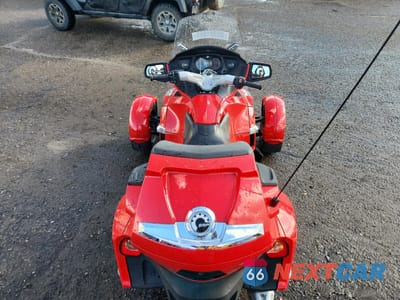 Zdjęcie 6 z 9 samochodu: 2012 CAN-AM SPYDER ROADSTER RTS VIN:2BXJBHC18CV000847 - miniatura