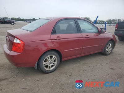 Trzecie zdjęcie samochodu z tyłu: 2005 KIA SPECTRA LX VIN:KNAFE121555134114 - miniatura