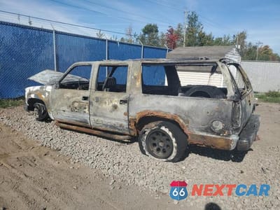 Drugie zdjęcie samochodu z przodu: 1993 CHEV SUBURBAN C1500 VIN:1GNEC16K2PJ392261 - miniatura