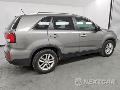 Trzecie zdjęcie samochodu z tyłu: 2014 KIA SORENTO LX VIN:5XYKT3A69EG519585 - miniatura