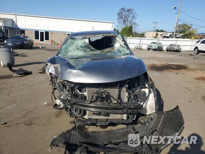 Piąte zdjęcie samochodu w środku: 2019 NISSAN ROGUE SPORT S VIN:JN1BJ1CR1KW626990 - miniatura