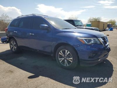 Czwarte zdjęcie samochodu z boku: 2018 NISSAN PATHFINDER S VIN:5N1DR2MN7JC666664 - miniatura