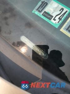 Zdjęcie 12 z 13 samochodu: 2001 VOLKSWAGEN JETTA GLX VIN:WVWTG61JX1W601157 - miniatura