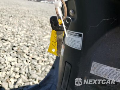 Zdjęcie 8 z 9 samochodu: 2004 YAMAHA XC125 V VIN:LPRSE13Y14A101544 - miniatura