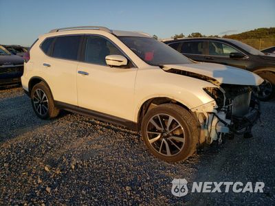 Czwarte zdjęcie samochodu z boku: 2019 NISSAN ROGUE S VIN:5N1AT2MV8KC798239 - miniatura