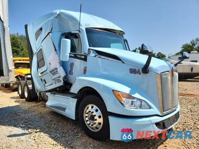 2025 KENWORTH T680 SEMI TRUCK 1XKYD49X8SJ124193 - główne zdjęcie licytacji z USA - miniatura