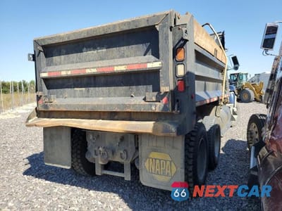 Czwarte zdjęcie samochodu z boku: 2015 KENWORTH CONSTRUCTION VIN:1NKBL29X2FJ461665 - miniatura