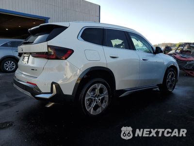 Trzecie zdjęcie samochodu z tyłu: 2026 BMW X1 XDRIVE28I VIN:WBX73EF09T5409344 - miniatura