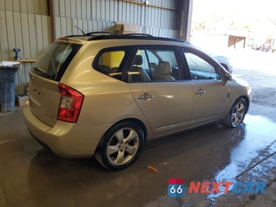 Trzecie zdjęcie samochodu z tyłu: 2008 KIA RONDO LX VIN:KNAFG526787166827 - miniatura