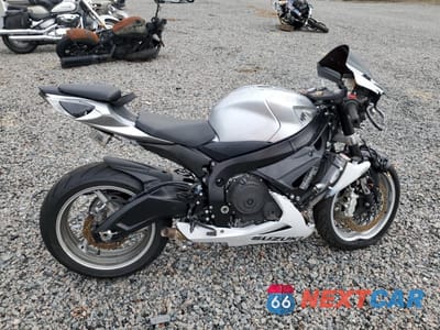 2018 SUZUKI GSX-R600 JS1GN7FAXJ2100941 - główne zdjęcie licytacji z USA - miniatura