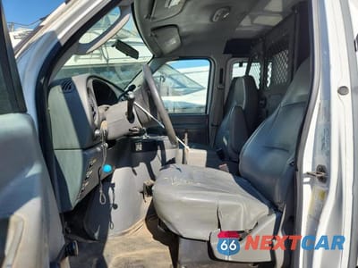 Zdjęcie 7 z 13 samochodu: 2008 FORD ECONOLINE E350 SUPER DUTY VAN VIN:1FTSE34L28DB41060 - miniatura