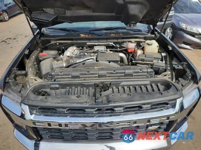 Zdjęcie 11 z 13 samochodu: 2023 CHEVROLET SILVERADO K3500 LT VIN:1GC4YTEY2PF179918 - miniatura