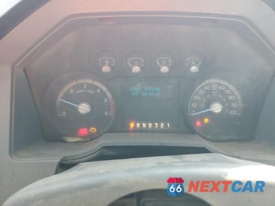 Zdjęcie 9 z 13 samochodu: 2013 FORD F450 SUPER DUTY VIN:1FDTF4GY1DEA81559 - miniatura
