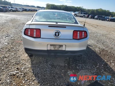 Zdjęcie 6 z 14 samochodu: 2011 FORD MUSTANG VIN:1ZVBP8AM1B5121790 - miniatura
