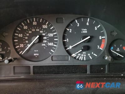 Zdjęcie 9 z 13 samochodu: 2002 BMW X5 3.0I VIN:5UXFA53532LP29007 - miniatura