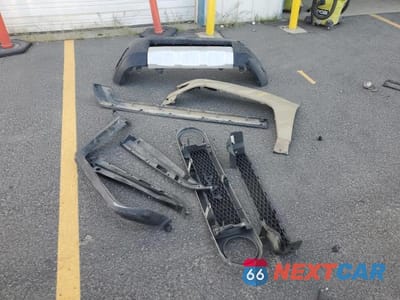 Zdjęcie 13 z 14 samochodu: 2012 TOYOTA FJ CRUISER VIN:JTEBU4BF1CK123624 - miniatura