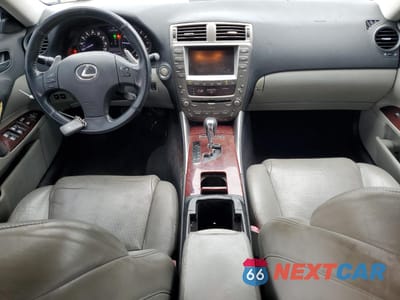 Zdjęcie 8 z 14 samochodu: 2008 LEXUS IS 250 VIN:JTHCK262082025667 - miniatura