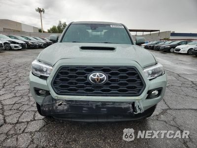 Piąte zdjęcie samochodu w środku: 2022 TOYOTA TACOMA DOUBLE CAB VIN:3TMAZ5CN5NM174388 - miniatura