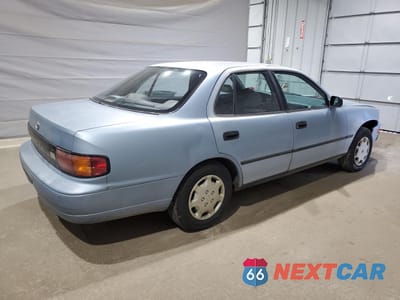 Trzecie zdjęcie samochodu z tyłu: 1992 TOYOTA CAMRY DLX VIN:4T1SK11E8NU033763 - miniatura