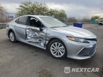 Czwarte zdjęcie samochodu z boku: 2023 TOYOTA CAMRY LE VIN:4T1C11AK9PU185101 - miniatura