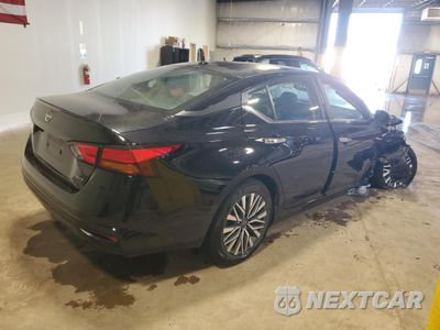 Trzecie zdjęcie samochodu z tyłu: 2025 NISSAN ALTIMA SV VIN:1N4BL4DWXSN372267 - miniatura